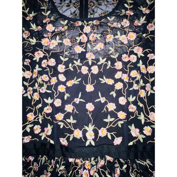 NWT Needle & Thread x BHLDN Climbing Blossom Dress - Women's Size 6 - Picture 7 of 16